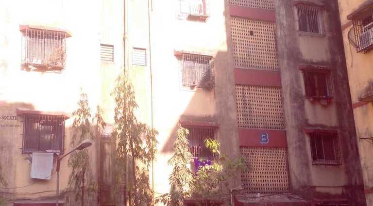 Mumbra railway station nearby flats